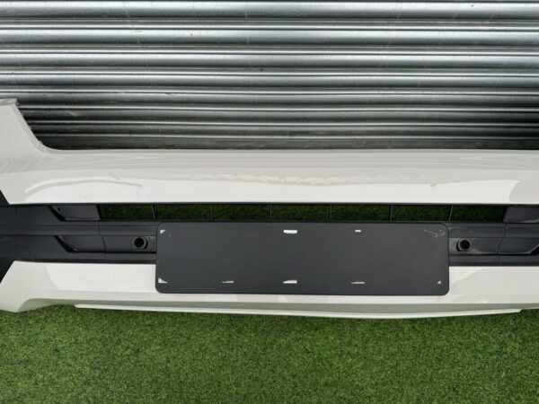 VW transporter T6.1 Genuine Front Highline bumper ASCOT GREY - Image 13