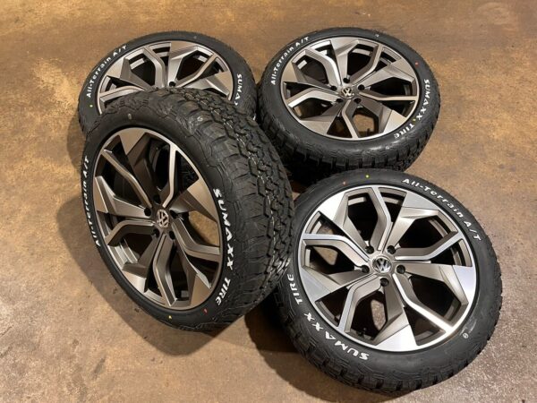 Brand new set of 20” alloy wheels - Image 2