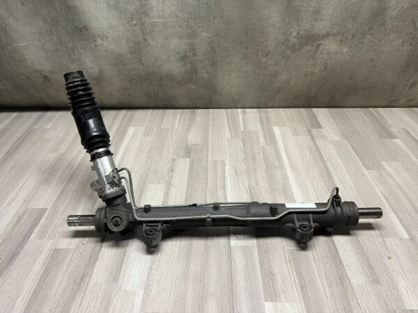 VW T5 Transporter Bus Steering Gear - Image 10