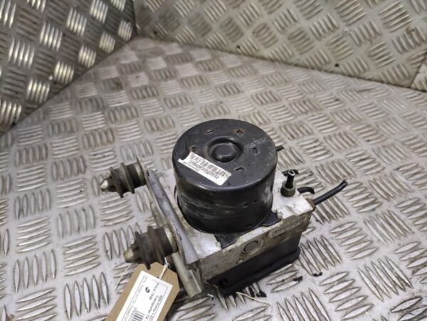 VW Transporter T5 ABS Pump + ECU - Image 10