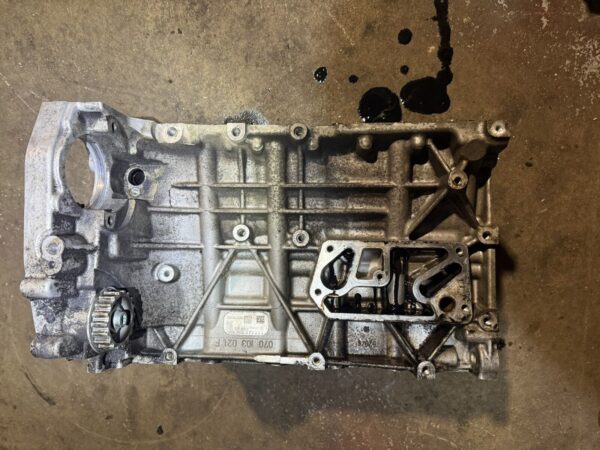 Vw Transporter T5 2.5TDI AXE Engine Block Crankcase - Image 18