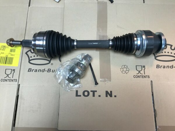 VW TRANSPORTER T5 T32 2.5 TDi 6 SPEED DRIVE SHAFTS