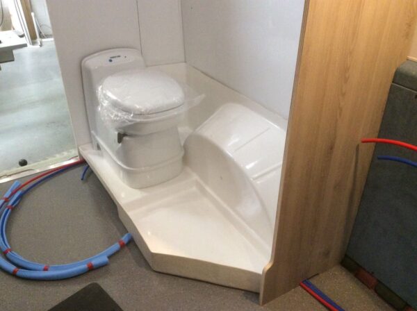 Shower Tray Campervan Conversion Motorhome Mercedes Sprinter VW Crafter MAN - Image 16