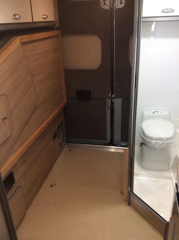 Shower Tray Campervan Conversion Motorhome Mercedes Sprinter VW Crafter MAN - Image 12