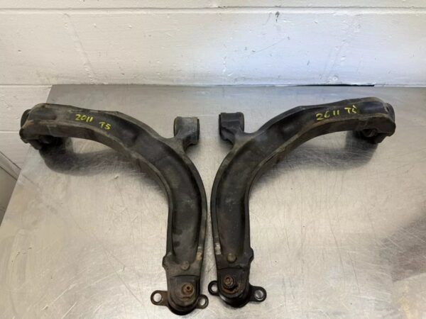 Vw Transporter T5.1 2.0TDI CAA 102BHP Front Wishbone Set - Image 4