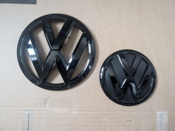 VW Transporter T6 T6.1 Rear Door Badge and Front Grille Badge Gloss Black - Image 3