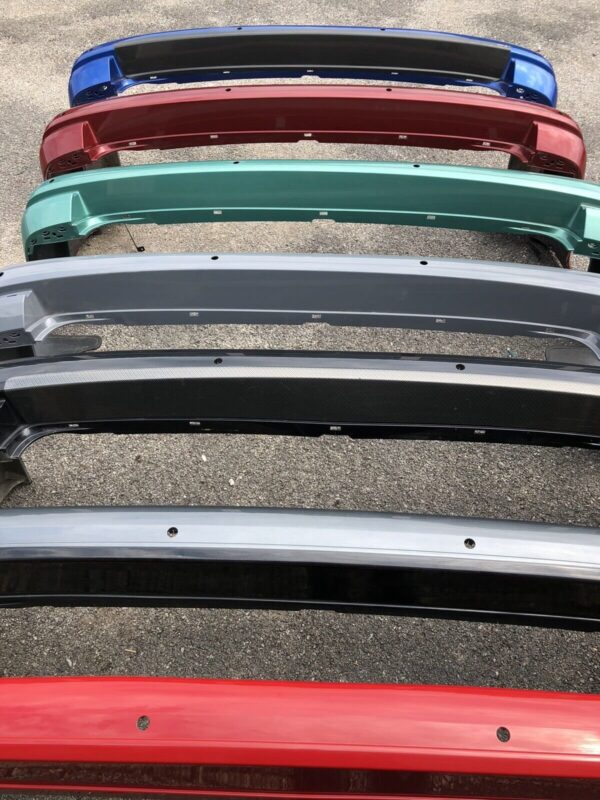 VW transporter T6 T6.1 genuine colour coded rear bumpers for Tailgate only - Image 5