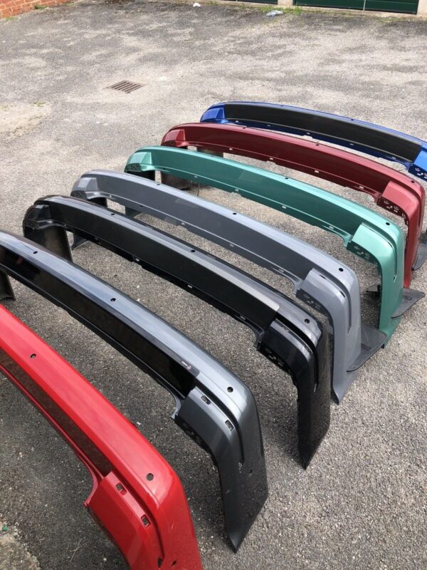 VW transporter T6 T6.1 genuine colour coded rear bumpers for Tailgate only - Image 3