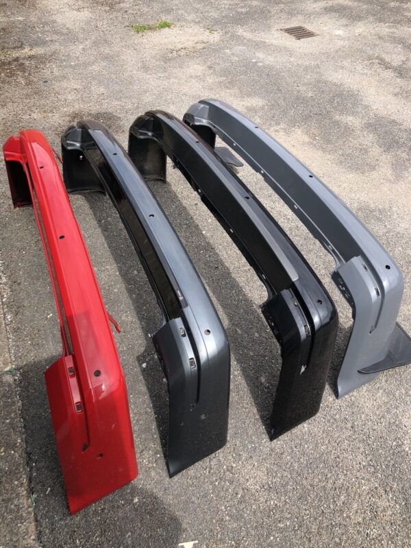 VW transporter T6 T6.1 genuine colour coded rear bumpers for Tailgate only - Image 9