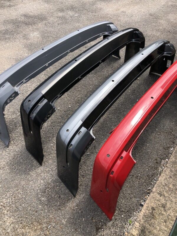 VW transporter T6 T6.1 genuine colour coded rear bumpers for Tailgate only - Image 6