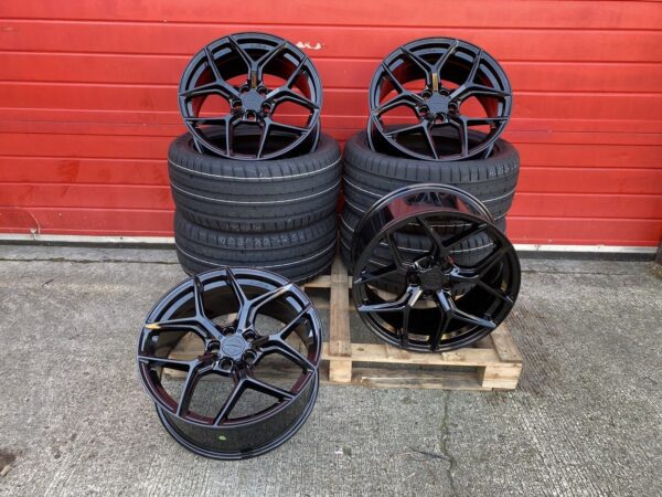 VW Transporter T5 T6 19 inch Alloy Wheels And Tyres Black ALUWERKS XT2 + Tyres - Image 8