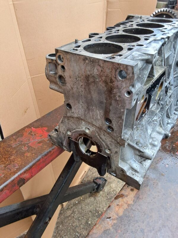 vw transporter t5 2.5tdi bnz engine Block - Image 5