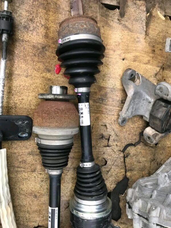 COMPLETE 6 SPEED GEARBOX CONVERSION

JUST REMOVED FROM A 2017 T6 WE HAVE FOR BREAKING, COMES WITH EVERYTHING YOU NEED TO CONVERT YOUR 5 SPEED T5/T5.1 OR T6 FROM 5 TO 6 SPEED. KIT INCLUDES

6 SPEED GEARBOX (CODE PSV)
DRIVE SHAFTS
GEAR SHIFTER AND CABLES
REAR ENGINE MOUNT
GEARBOX MOUNT

PRICED AT £1500 PLUS VAT WITH DELIVERY AVAILABLE IF NEEDED. - Image 5