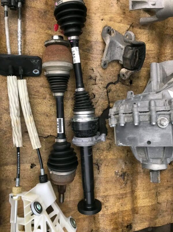 COMPLETE 6 SPEED GEARBOX CONVERSION

JUST REMOVED FROM A 2017 T6 WE HAVE FOR BREAKING, COMES WITH EVERYTHING YOU NEED TO CONVERT YOUR 5 SPEED T5/T5.1 OR T6 FROM 5 TO 6 SPEED. KIT INCLUDES

6 SPEED GEARBOX (CODE PSV)
DRIVE SHAFTS
GEAR SHIFTER AND CABLES
REAR ENGINE MOUNT
GEARBOX MOUNT

PRICED AT £1500 PLUS VAT WITH DELIVERY AVAILABLE IF NEEDED. - Image 8