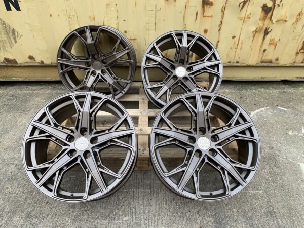 19" Bronze Edition Xt4 Alloy Wheels Vw Transporter T5 / T6 Trafic Vivaro Vito - Image 3