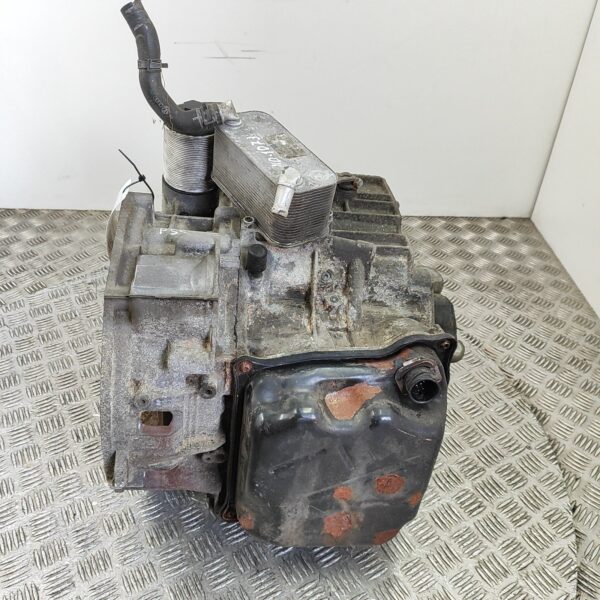 VW TRANSPORTER T5 Minibus/passenger Automatic Gearbox PSS 2.0 Diesel 30766751 - Image 5
