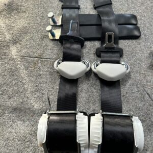Genuine NEW Vw Transporter T5 / T6 3rd Row Passenger Seat Belt Kit Inc Fixings